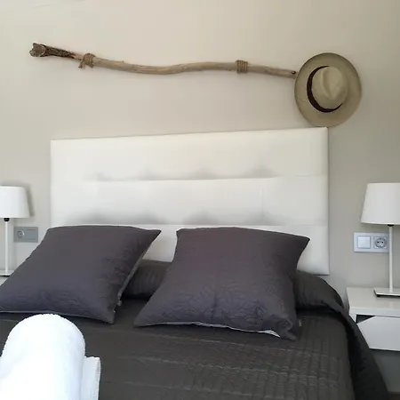 Empuries, Garden & Private Pool וילה *