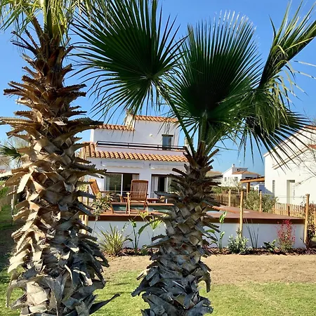 Empúries, Garden&private Pool *