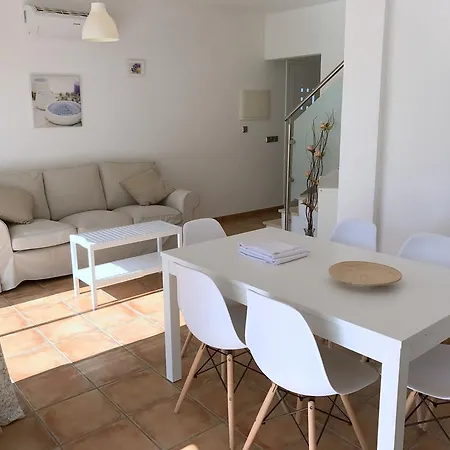 빌라 Empuries, Garden & Private Pool